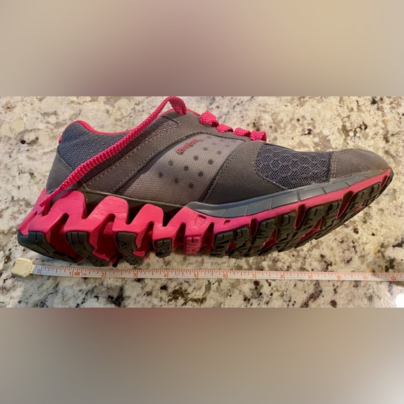 REEBOK ZIGTECH SHOES - Picture 11 of 11